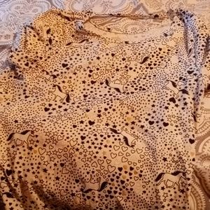 A white and black unicorn t-shirt